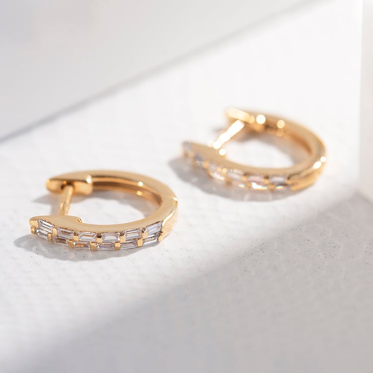 Runde Ohrringe mit Lab Grown Diamanten in Baguette-Form Hamish 110774