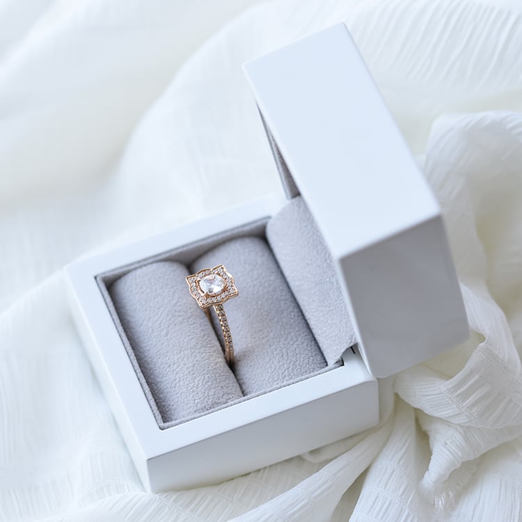 Verlobungsring im Halo-Stil 60903