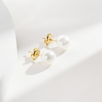 Perlenohrringe aus Gold Abira