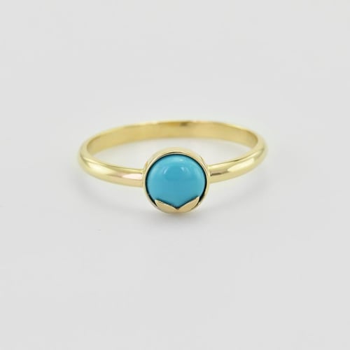 Goldener Ring mit Cabochon-Türkis Yana