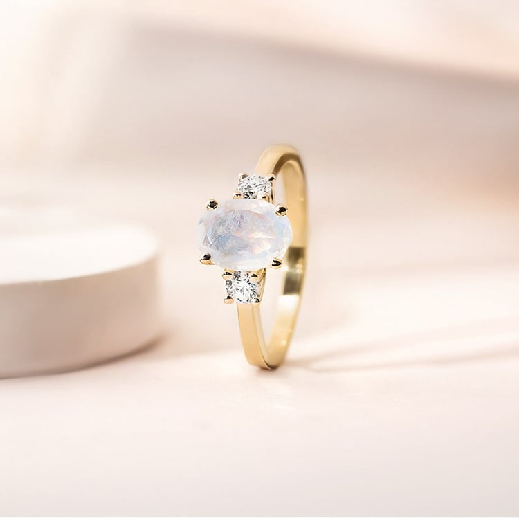 Goldring mit Mondstein und Moissanit Letty 155201