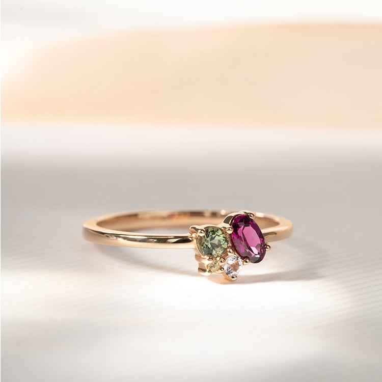 Cluster-Ring mit Rodolithgranat, Saphir, Morganit und Olivin Bluma 121633
