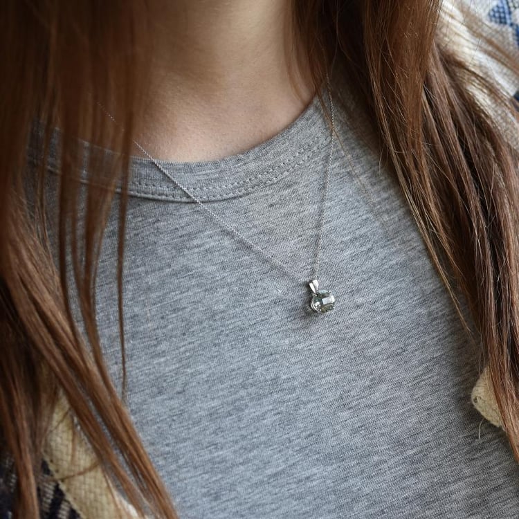 Halskette aus Gold 27326