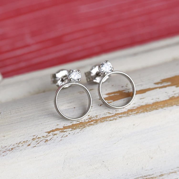 Goldene minimalistische Ohrringe mit Zirkonia Milla 84588