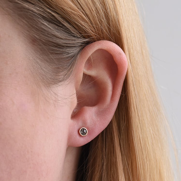 Goldene Ohrringe mit 0.52ct Salt and Pepper Diamanten Gledina 78886