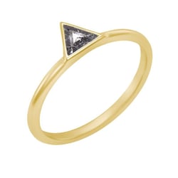 Ring mit einem Salt and Pepper Diamanten in Trillion-Form Daslis