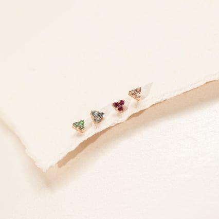 Goldener Piercing Ohrstecker mit Aquamarinen Masha