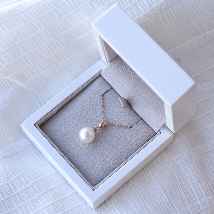 Halskette mit Perle 71186