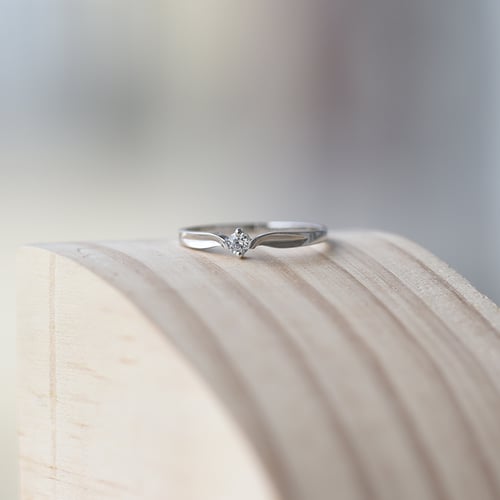 Verlobungsring mit Diamant Amrusha