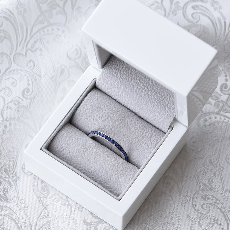 Silberner Memoire-Ring mit blauen Saphiren Urian 69886