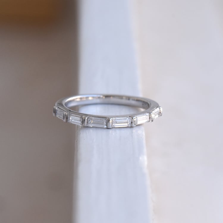 Eleganter Ring mit Baguette Diamanten Marilyn 85856