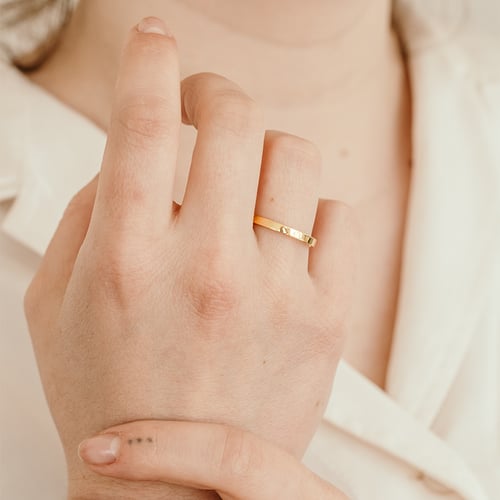 Flache Eheringe aus Gold Ilah