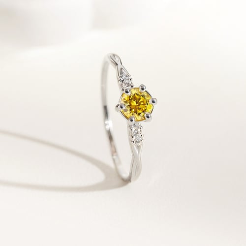 Verlobungsring aus Gold mit 0.36ct IGI-zertifiziertem Lab Grown Diamanten Mileva