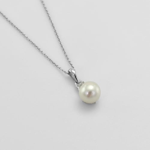 Anhänger mit Perle und Diamanten Camillei