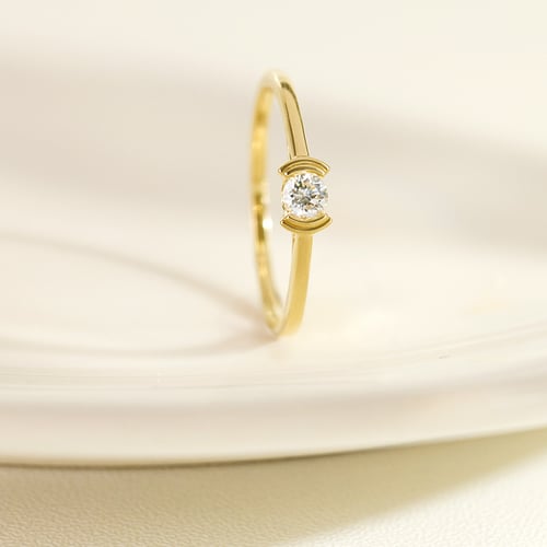 Minimalistischer Ring aus Gold mit Lab Grown Diamanten Otto