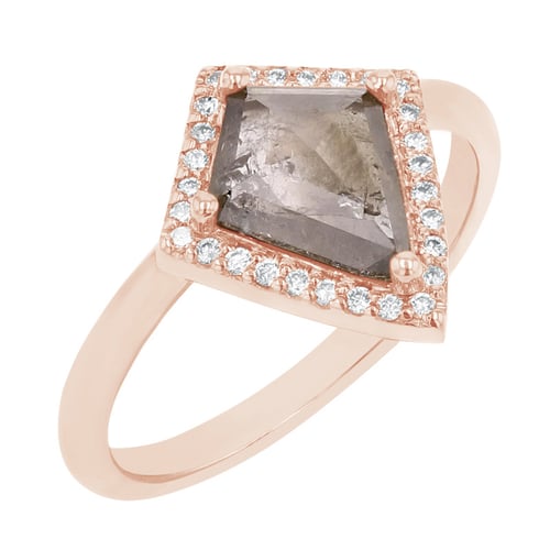 Ring mit Salt and Pepper Diamanten in Kite-Form Bjorn