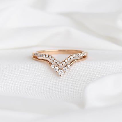 Ausgeschnittener Ring mit Lab Grown Diamanten Themba