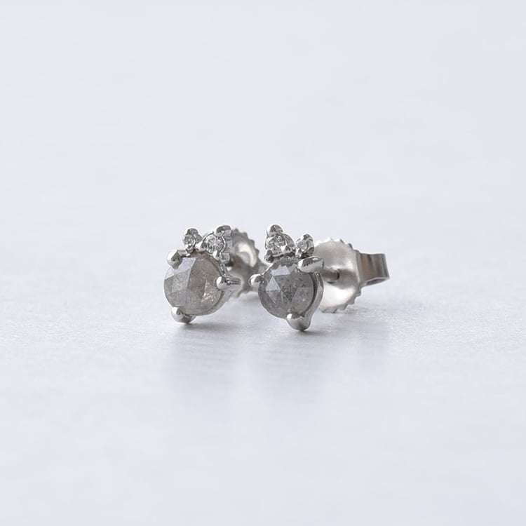 Goldohrringe mit Salt´n´Pepper Diamanten Meave 69195