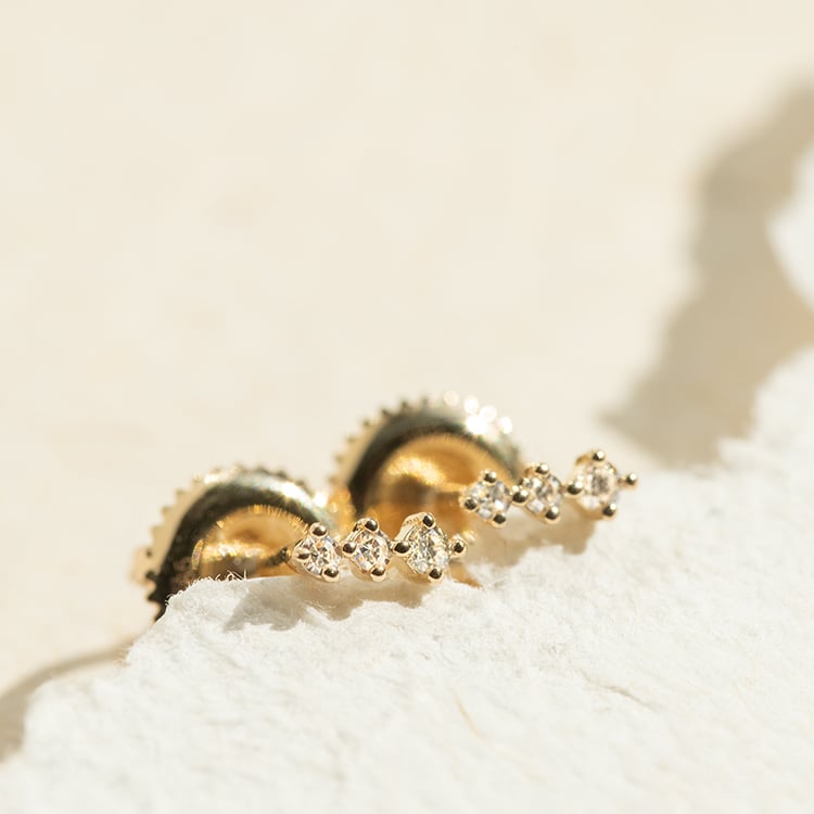 Zarte Ohrstecker mit Diamanten Linus 138178