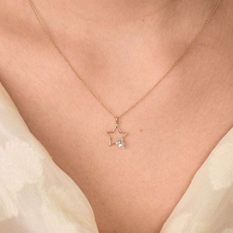 Anhänger aus Gold mit Lab Grown Diamanten in Stern-Form 165685