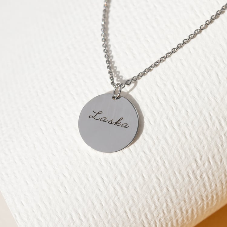 Silberner Anhänger mit Pfoten und Gravur Darcey 123107