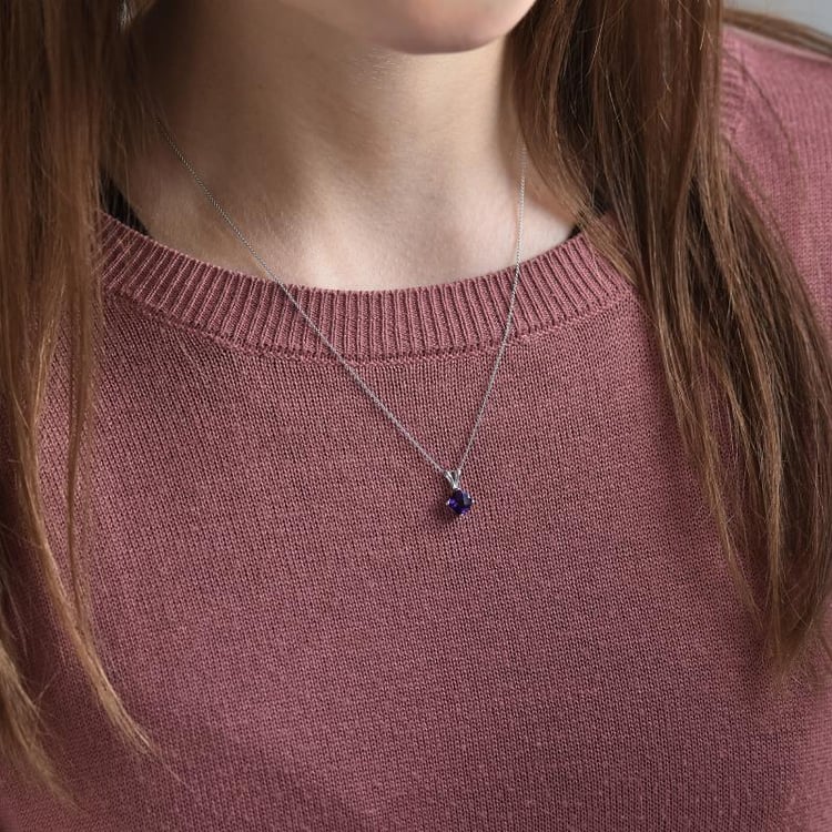 Lila Amethyst in Goldanhänger Rafyna 38157