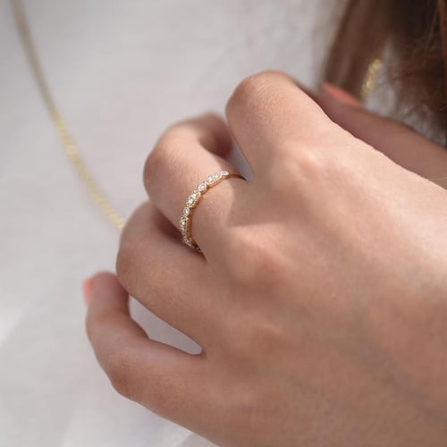 Goldener Halb-Eternity Ring mit Diamanten Liam
