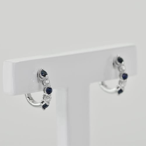 Creolen mit blauen Saphiren und Diamanten Chay