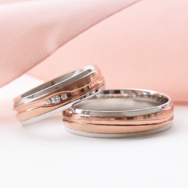 Dezente Eheringe aus Gold mit Diamanten Beth 77282