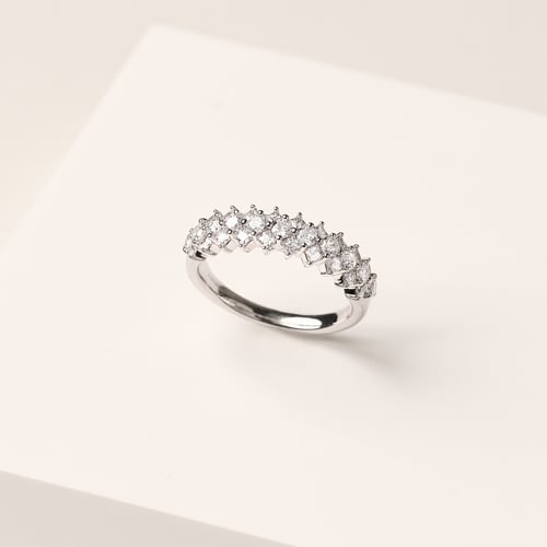 Half-Eternity-Ring aus Gold mit Lab Grown Diamanten Govind