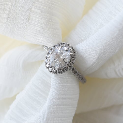 Eleganter Verlobungsring mit Moissanit Jody