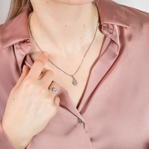 Eleganter Anhänger aus Gold mit Diamant Danyil