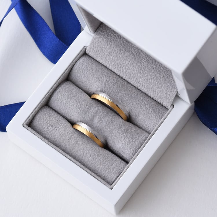 Eheringe aus kombiniertem Gold Ivana 76330