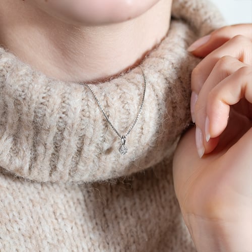 Silberner Anhänger mit Lab Grown Diamanten Jenoulita