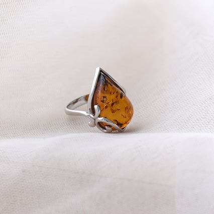 Wunderschöne Bernstein Träne in Silberring Ciana