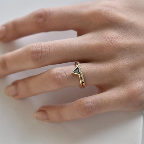 Set mit Eternity-Ring und schwarzem Trillion-Diamantring Begona