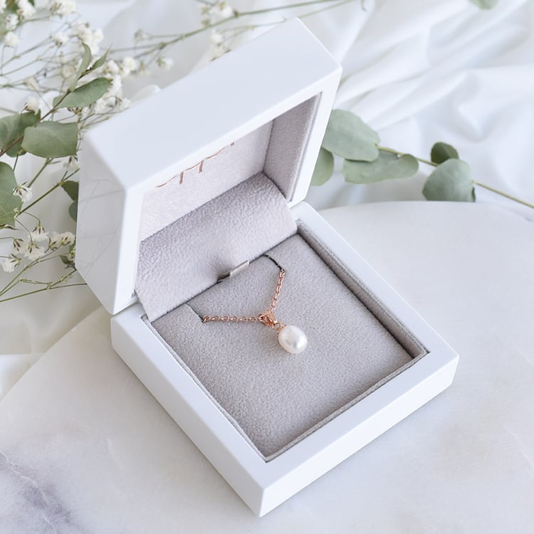 Vergoldeter Anhänger mit Perle Panos 87978