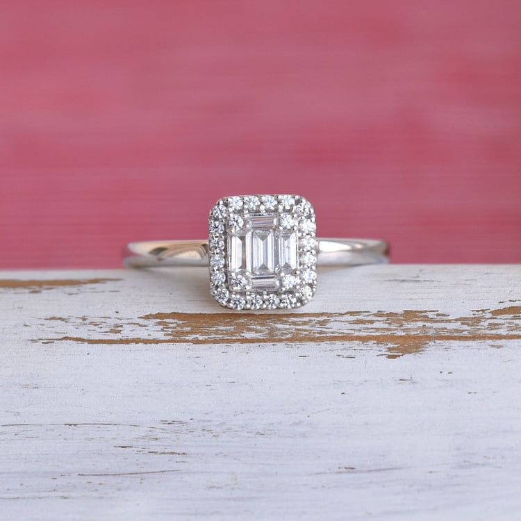 Halo-Ring mit schimmernden Diamanten Lalah 85325