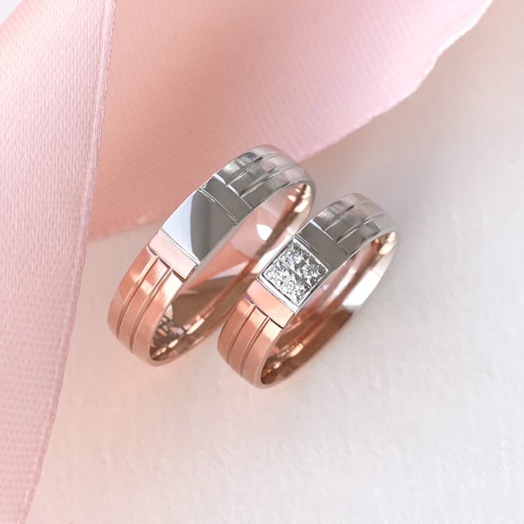 Goldene Eheringe mit Diamanten Widald 77761