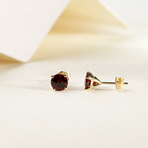 Goldene Ohrstecker mit Granaten Hulda