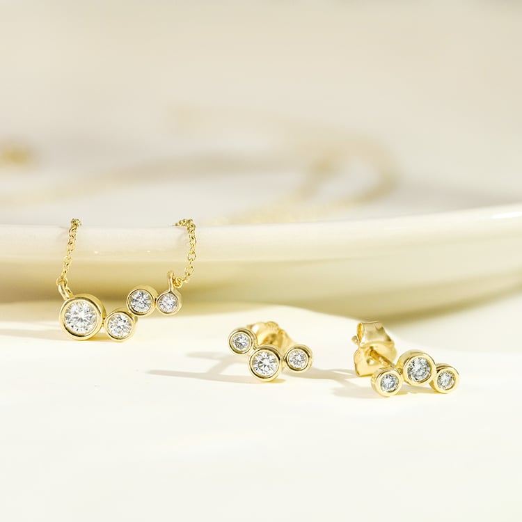 Moderne silberne Ohrringe mit runden Lab Grown Diamanten Ebba 161930