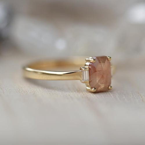Ring mit emerald Salt and Pepper Diamant Carisa