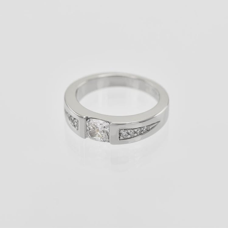 Ring mit Diamanten 28956