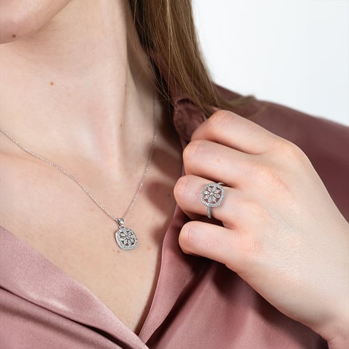 Goldenes Schmuckset mit Diamantenblüten Verity