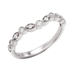 Goldener Memoire Ring mit Diamanten Lorava
