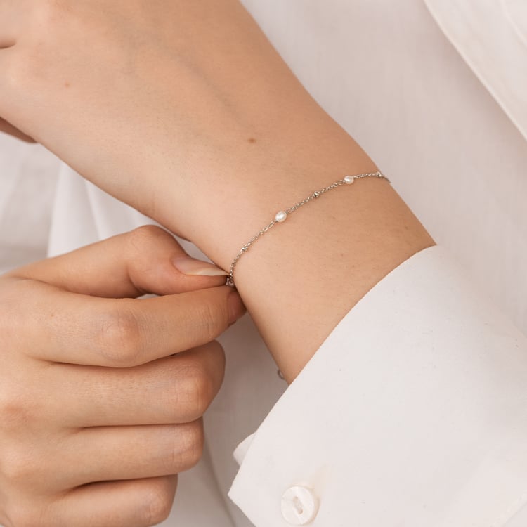 Silbernes Armband mit Perlen Malakai 164614