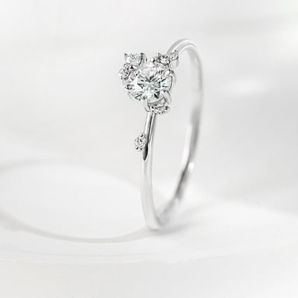 Cluster Verlobungsring mit 0.3ct Naturdiamanten Rosa