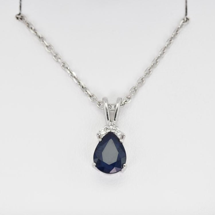 Halskette mit Saphir 13375