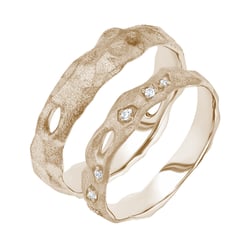 Eheringe aus Haselnussgold Rock