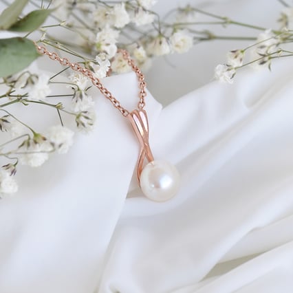 Anhänger aus Silber mit Perle Hylda